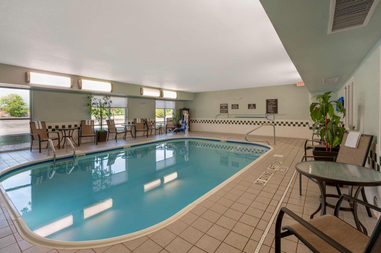 Best Western Hilliard Inn&Suites Exterior foto