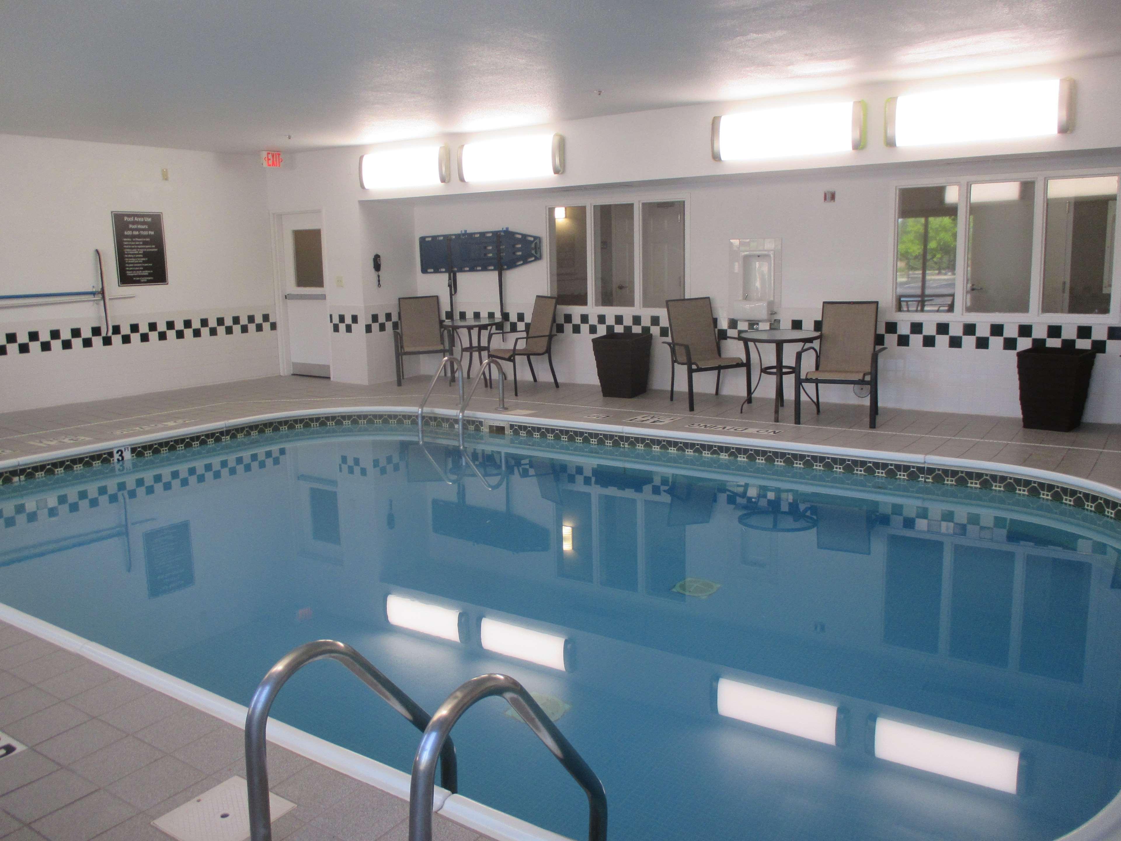 Best Western Hilliard Inn&Suites Exterior foto