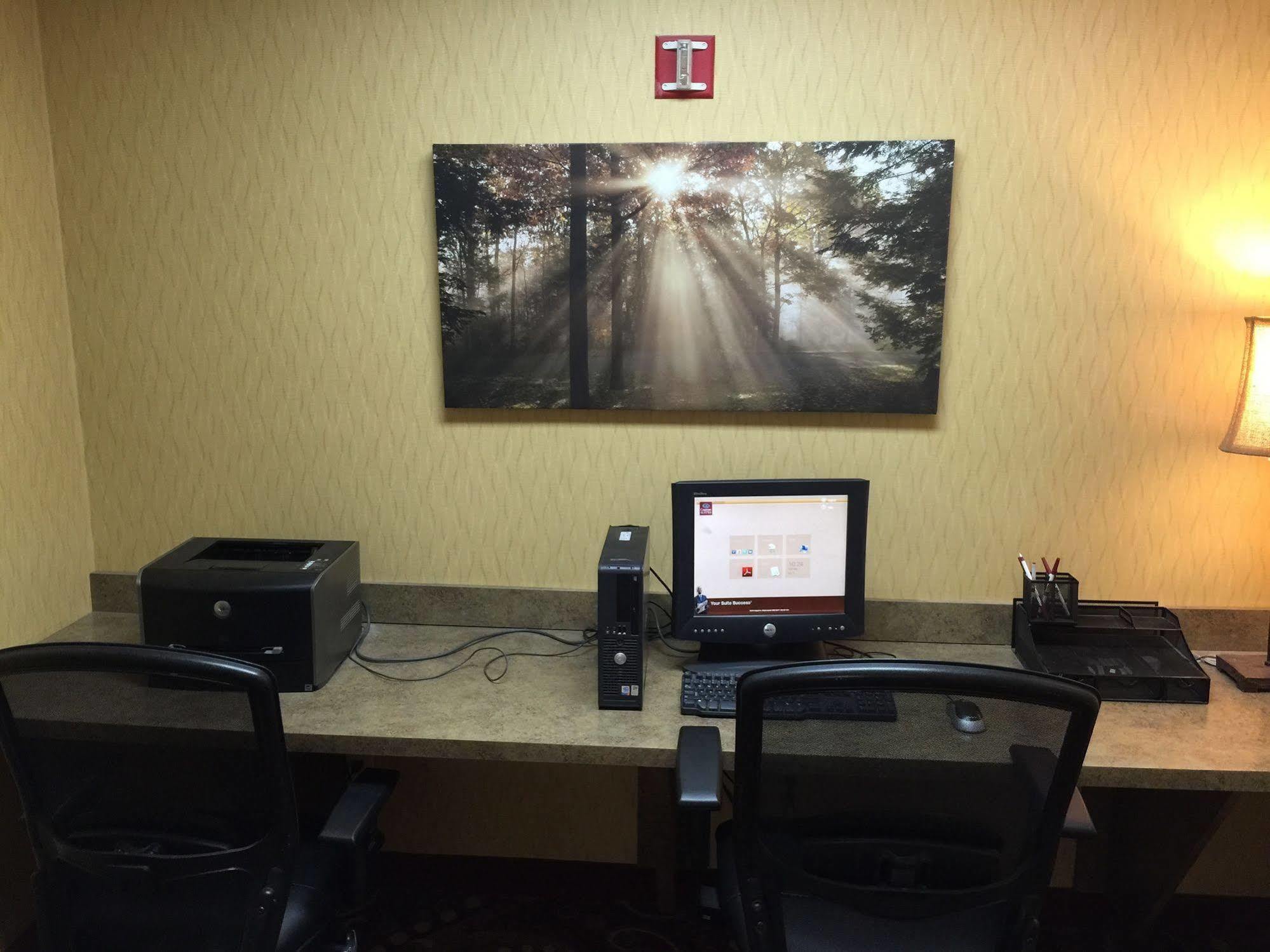 Best Western Hilliard Inn&Suites Exterior foto